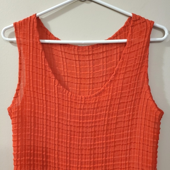 Babette - Mini Box Crinkle Tank - Size S - Picture 2 of 5